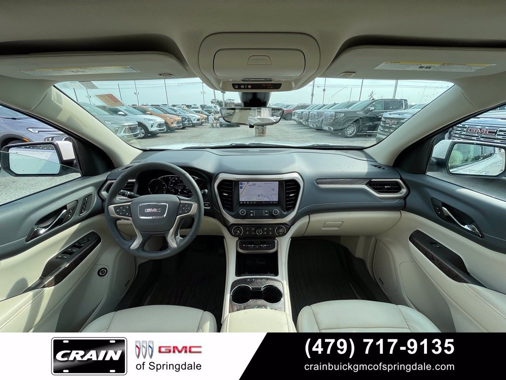 Used 2023 GMC Acadia Denali w/ Denali Ultimate Package FWD image 28