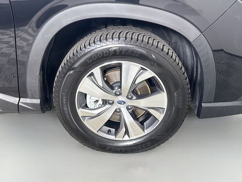 Used 2024 Subaru Ascent Premium AWD/4WD image 31