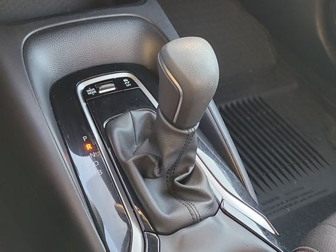 Certified 2025 Toyota Corolla SE FWD image 24