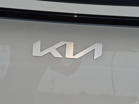Used 2023 Kia Sportage SX FWD image 31