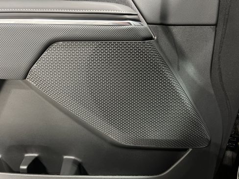 New 2026 GMC Sierra EV Elevation w/ LPO, Elevation Dark Package image 21