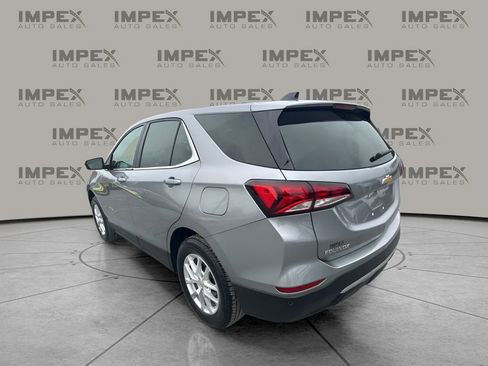 Used 2024 Chevrolet Equinox LT w/ Driver Convenience Package image 3