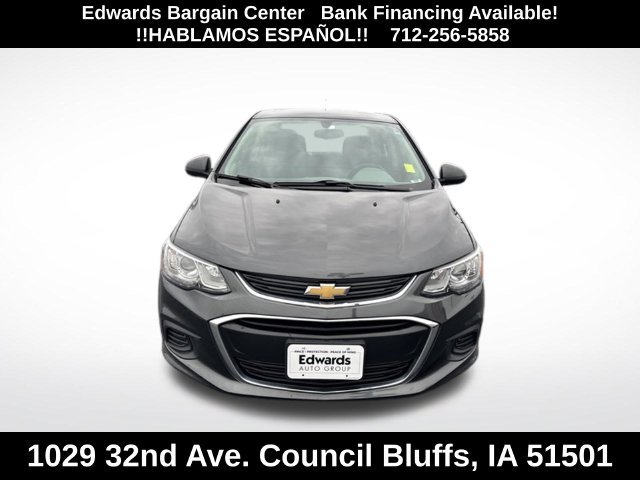 Used 2017 Chevrolet Sonic LT FWD image 2