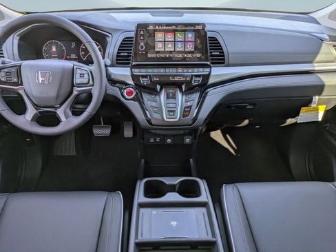 New 2026 Honda Odyssey Touring image 16