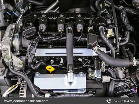 New 2025 Nissan Versa SR w/ Trunk Package image 8