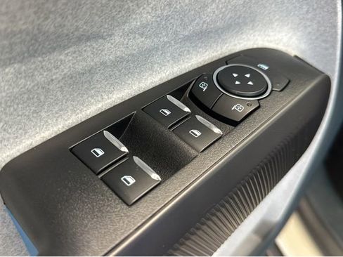 Used 2025 Ford Maverick XLT w/ XLT Luxury Package image 37