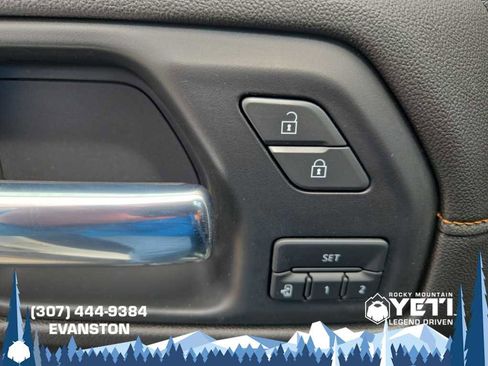 Used 2021 GMC Sierra 1500 AT4 w/ AT4 Premium Package AWD/4WD image 33