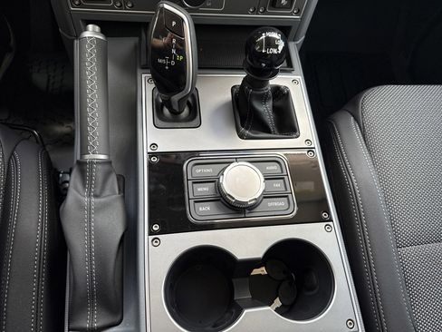 Used 2025 INEOS Grenadier image 19