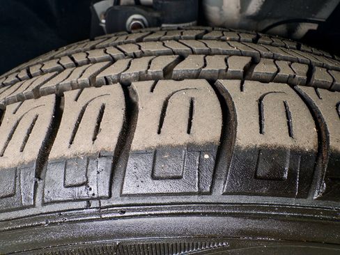 Used 2018 Nissan Leaf S image 28