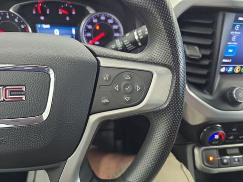 Certified 2023 GMC Acadia SLE w/ Driver Convenience Package image 18