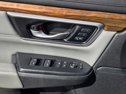 Used 2022 Honda CR-V Touring image 22
