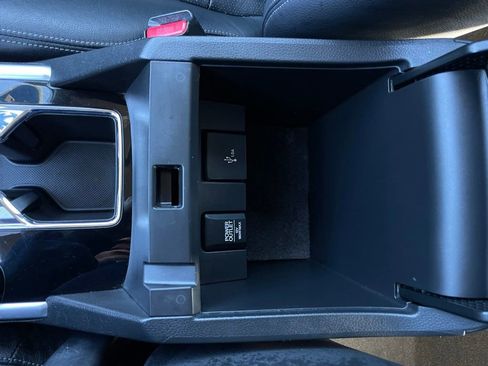 Used 2017 Honda Accord Touring image 22