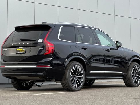 New 2026 Volvo XC90 T8 Ultra w/ Protection Package AWD/4WD image 5