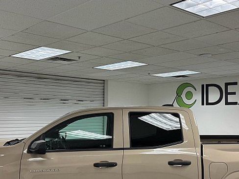 Used 2024 Chevrolet Colorado W/T RWD image 8