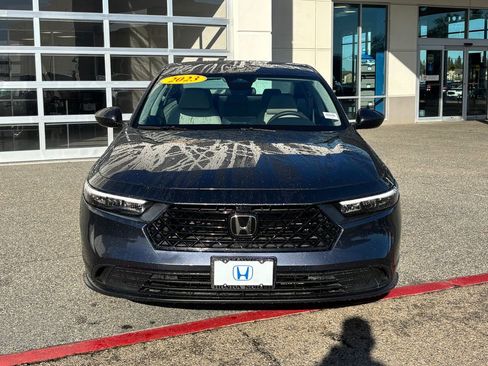 Used 2023 Honda Accord LX image 2