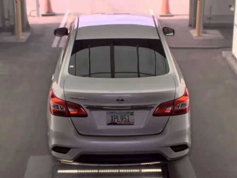 Used 2017 Nissan Sentra S FWD image 4