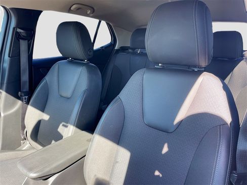 Used 2023 Buick Encore GX Select image 12