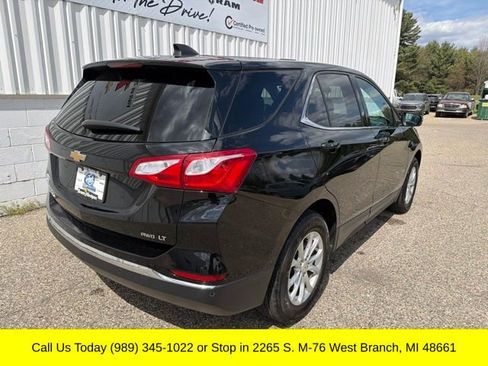 Used 2019 Chevrolet Equinox LT w/ Driver Convenience Package AWD/4WD image 9