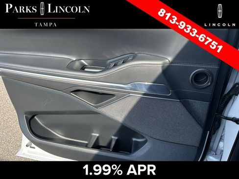 Certified 2025 Lincoln Navigator Reserve AWD/4WD image 25