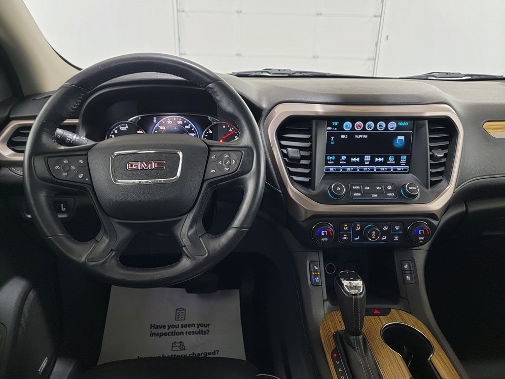 Used 2018 GMC Acadia Denali w/ Technology Package FWD image 12