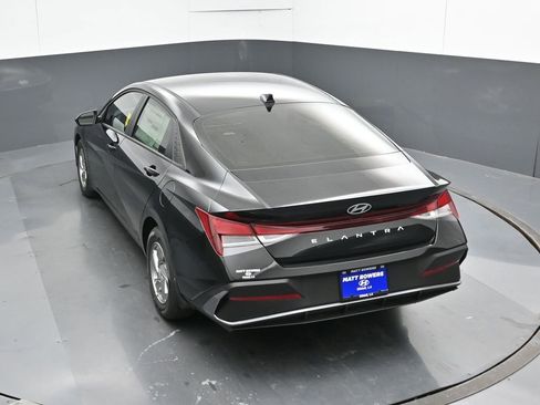 New 2026 Hyundai Elantra SE FWD image 20