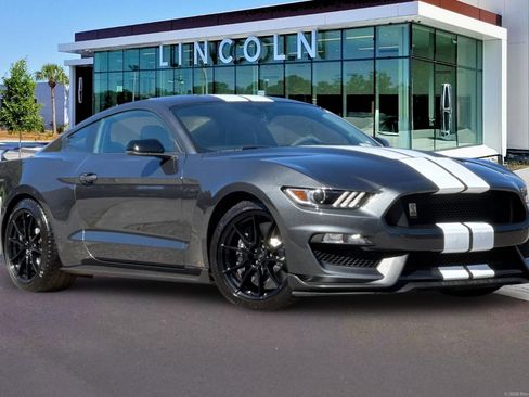 Used 2020 Ford Mustang Shelby GT350 w/ Technology Package RWD image 2