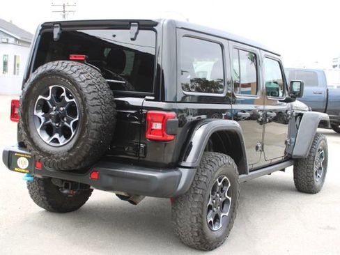 Used 2023 Jeep Wrangler Unlimited Rubicon 4xe w/ Steel Bumper Group AWD/4WD image 5