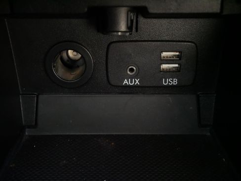 Used 2017 Subaru Outback 2.5i Limited w/ Popular Package #5 image 28