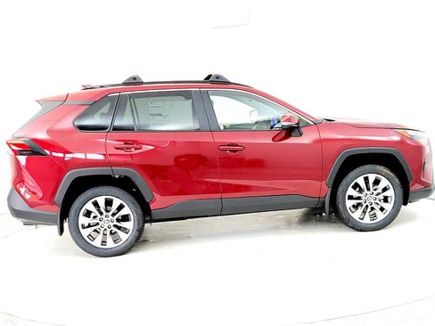 New 2025 Toyota RAV4 XLE Premium image 6