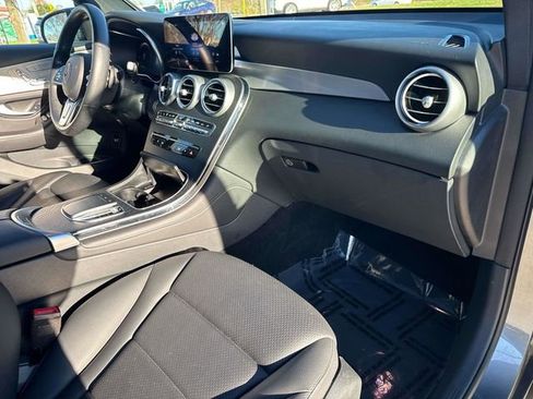 Used 2021 Mercedes-Benz GLC 300 image 19