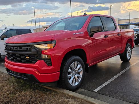 New 2026 Chevrolet Silverado 1500 Custom image 3