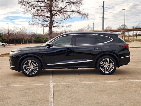 Used 2022 Acura MDX SH-AWD w/ Advance Package image 4