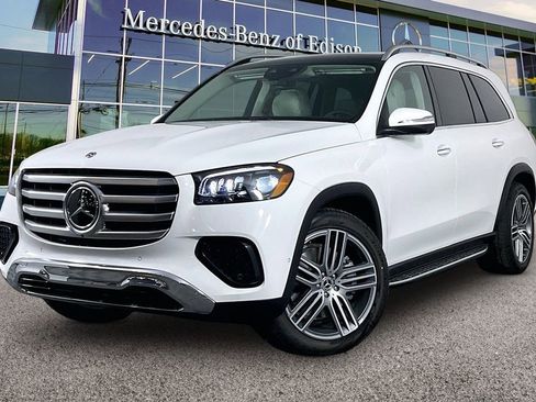 New 2026 Mercedes-Benz GLS 450 4MATIC image 2