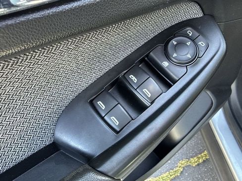 Used 2023 Chevrolet TrailBlazer LT w/ Convenience Package image 13