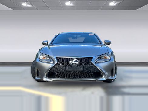 Used 2016 Lexus RC 200t image 4