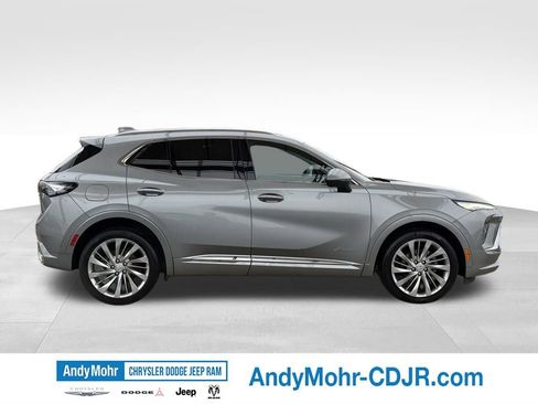 Used 2024 Buick Envision Avenir AWD/4WD image 8