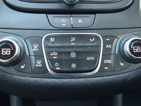 Used 2024 Chevrolet Malibu LT FWD image 27
