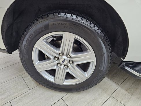 Used 2020 Ford Expedition XLT w/ Equipment Group 202A image 44