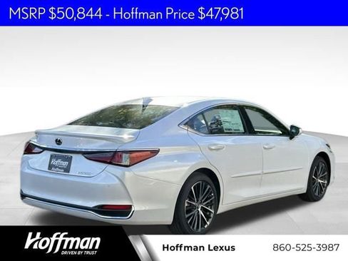 New 2025 Lexus ES 300h w/ Premium Package image 8