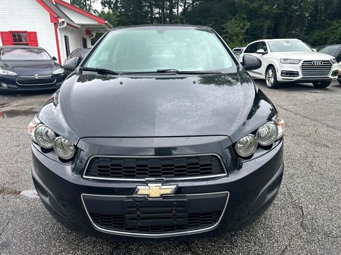 Used 2015 Chevrolet Sonic LT image 2