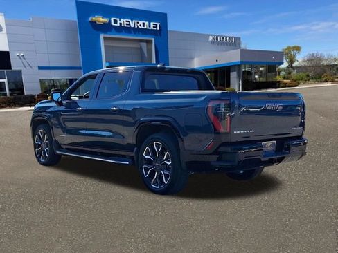 Used 2026 GMC Sierra EV Denali AWD/4WD image 23