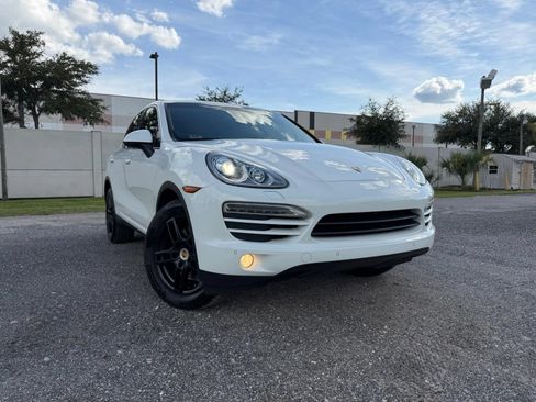 Used 2014 Porsche Cayenne AWD/4WD image 3
