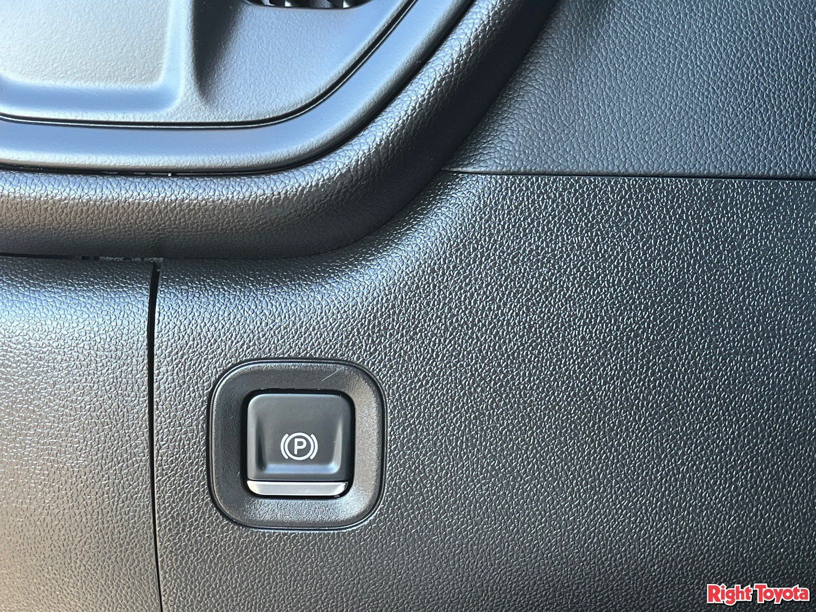 Used 2025 GMC Sierra 2500 Pro w/ 1SA Pro Safety Plus Package RWD image 31