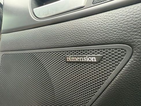 Used 2016 Hyundai Veloster Turbo image 17