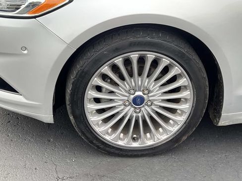 Used 2014 Ford Fusion Titanium FWD image 10