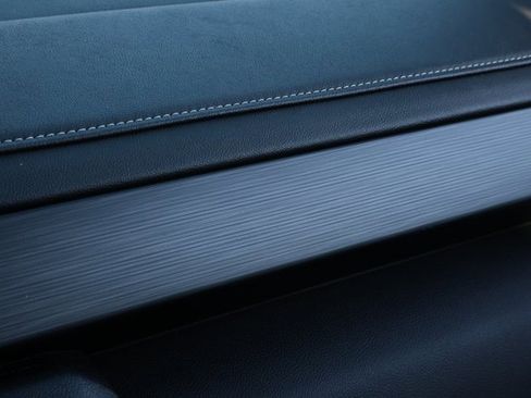 Used 2024 GMC Acadia Elevation image 20