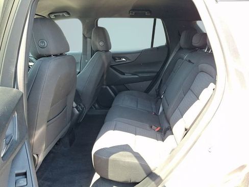 Used 2025 Chevrolet Equinox LT FWD image 7