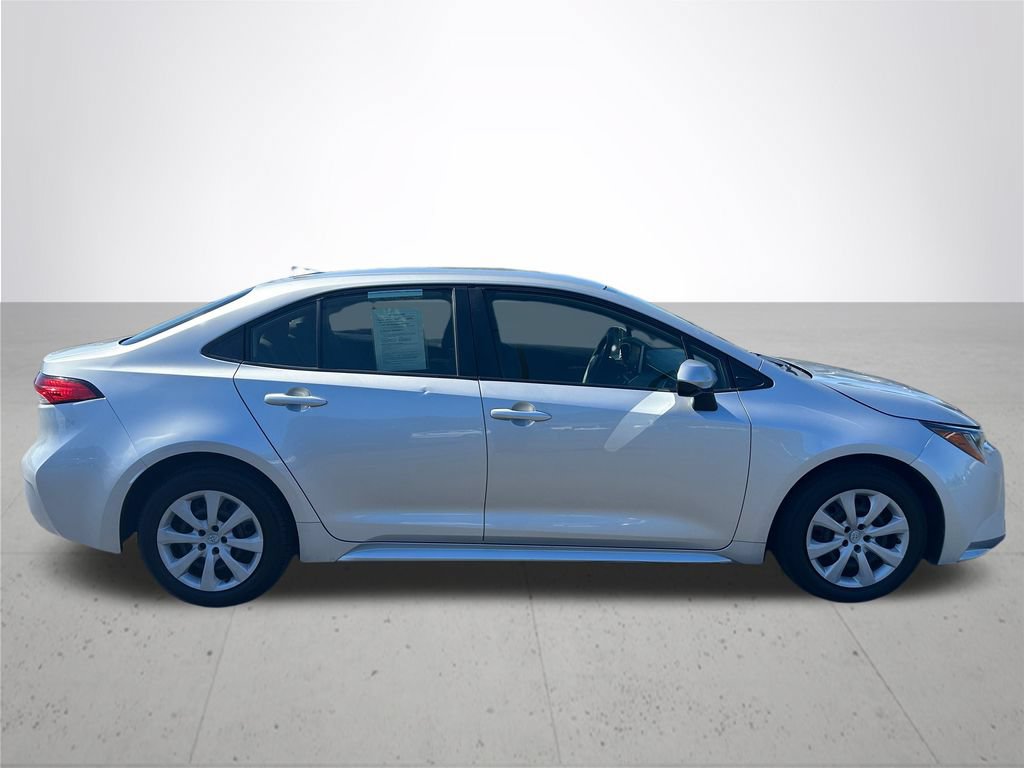 Used 2020 Toyota Corolla LE FWD image 6