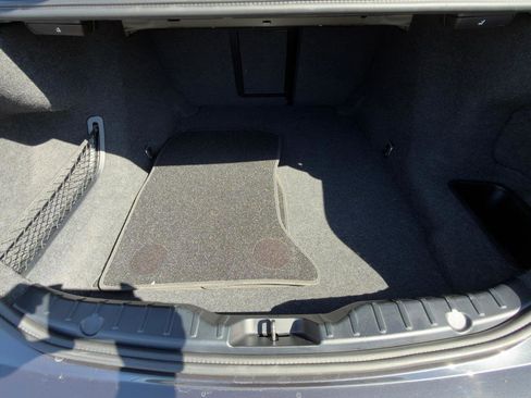 Used 2012 BMW 550i xDrive Sedan image 44