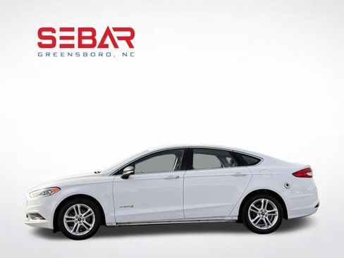 Used 2018 Ford Fusion SE w/ Equipment Group 602A FWD image 10